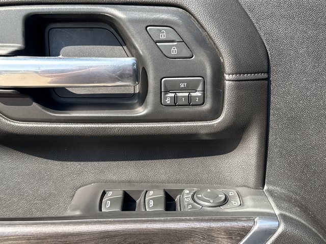 Used 2020 Chevrolet Silverado 2500 LTZ w/ LTZ Convenience Package AWD/4WD image 16