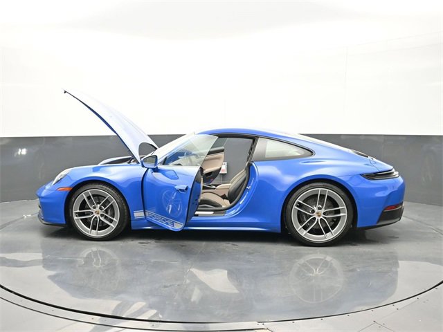 Certified 2025 Porsche 911 Carrera image 25