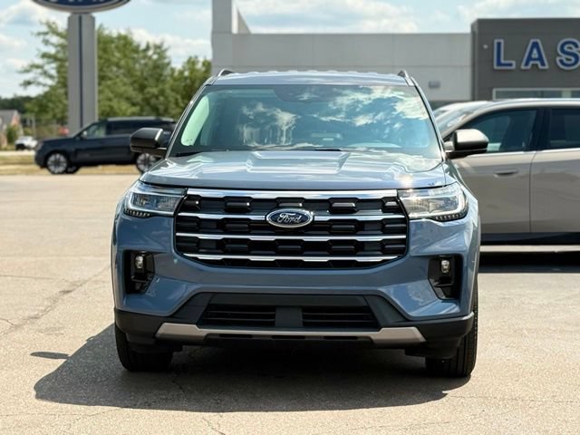 Used 2025 Ford Explorer Active w/ Active Comfort Package AWD/4WD image 31