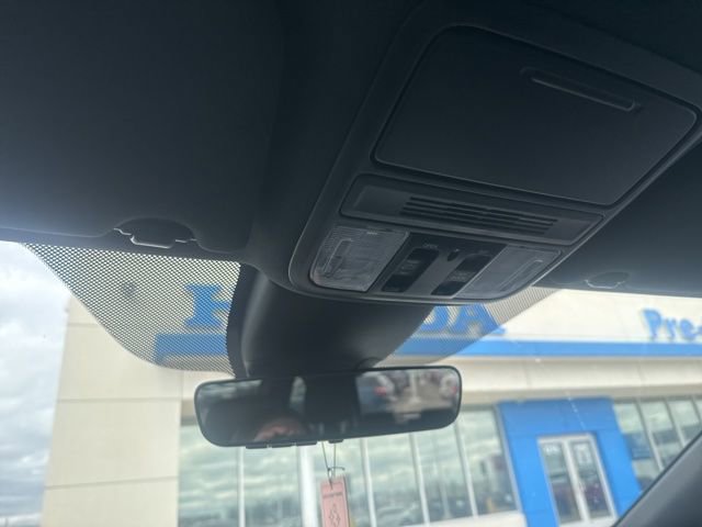 Used 2024 Honda Odyssey Sport image 13