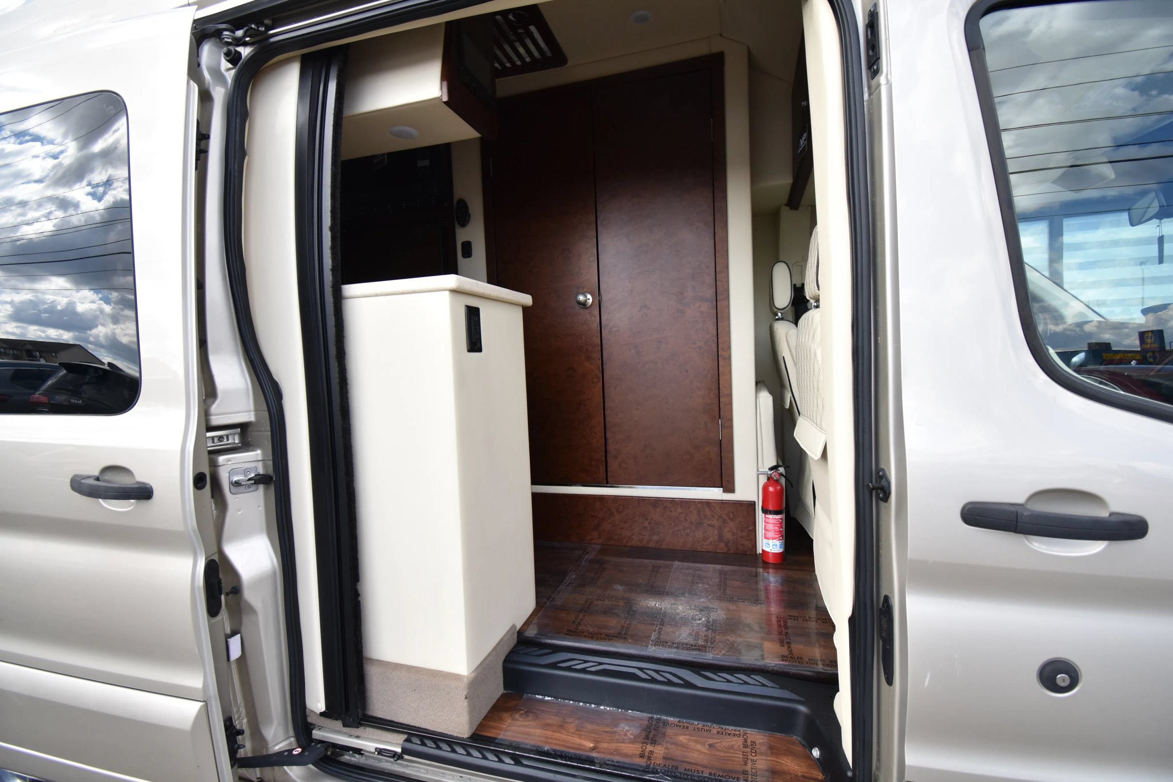Used 2019 Ford Transit 350 148 High Roof Extended DRW w/ Premium Package RWD image 34