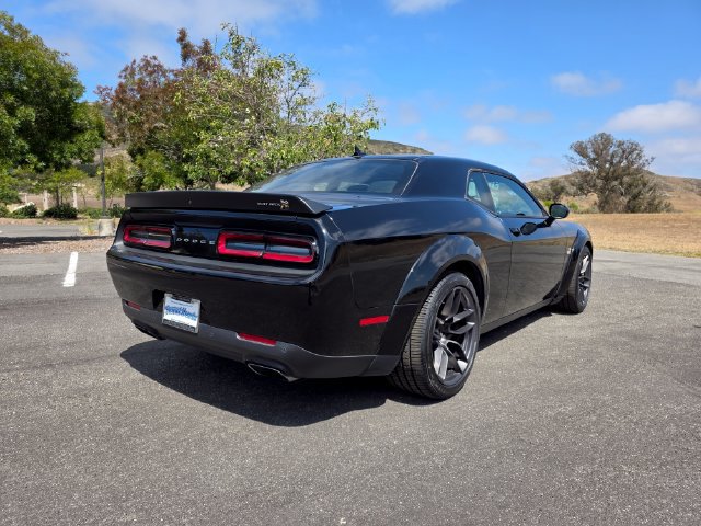 Used 2022 Dodge Challenger R/T Scat Pack RWD image 7
