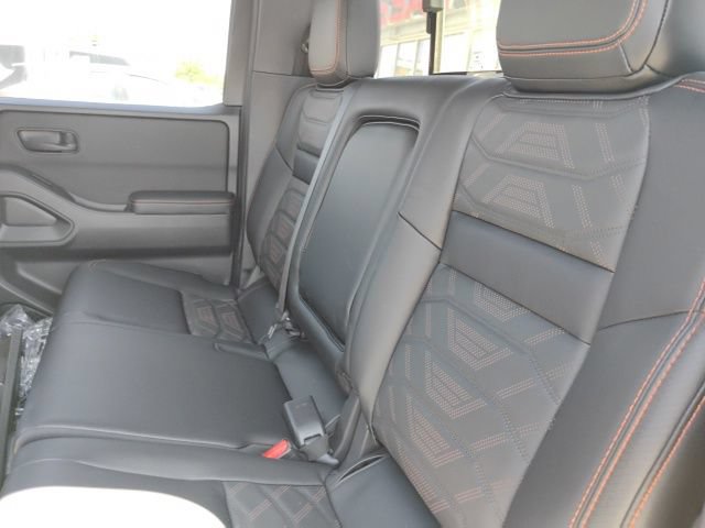 New 2026 Nissan Frontier PRO-4X w/ Tow Package AWD/4WD image 10