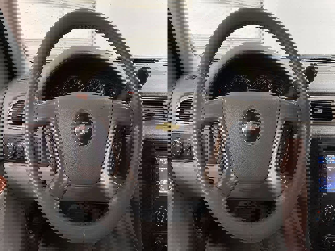 Used 2012 Chevrolet Avalanche LTZ image 21