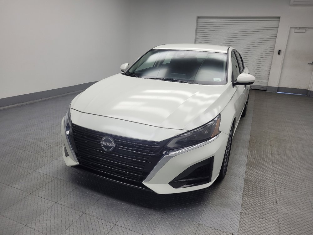 Used 2023 Nissan Altima 2.5 SV image 15
