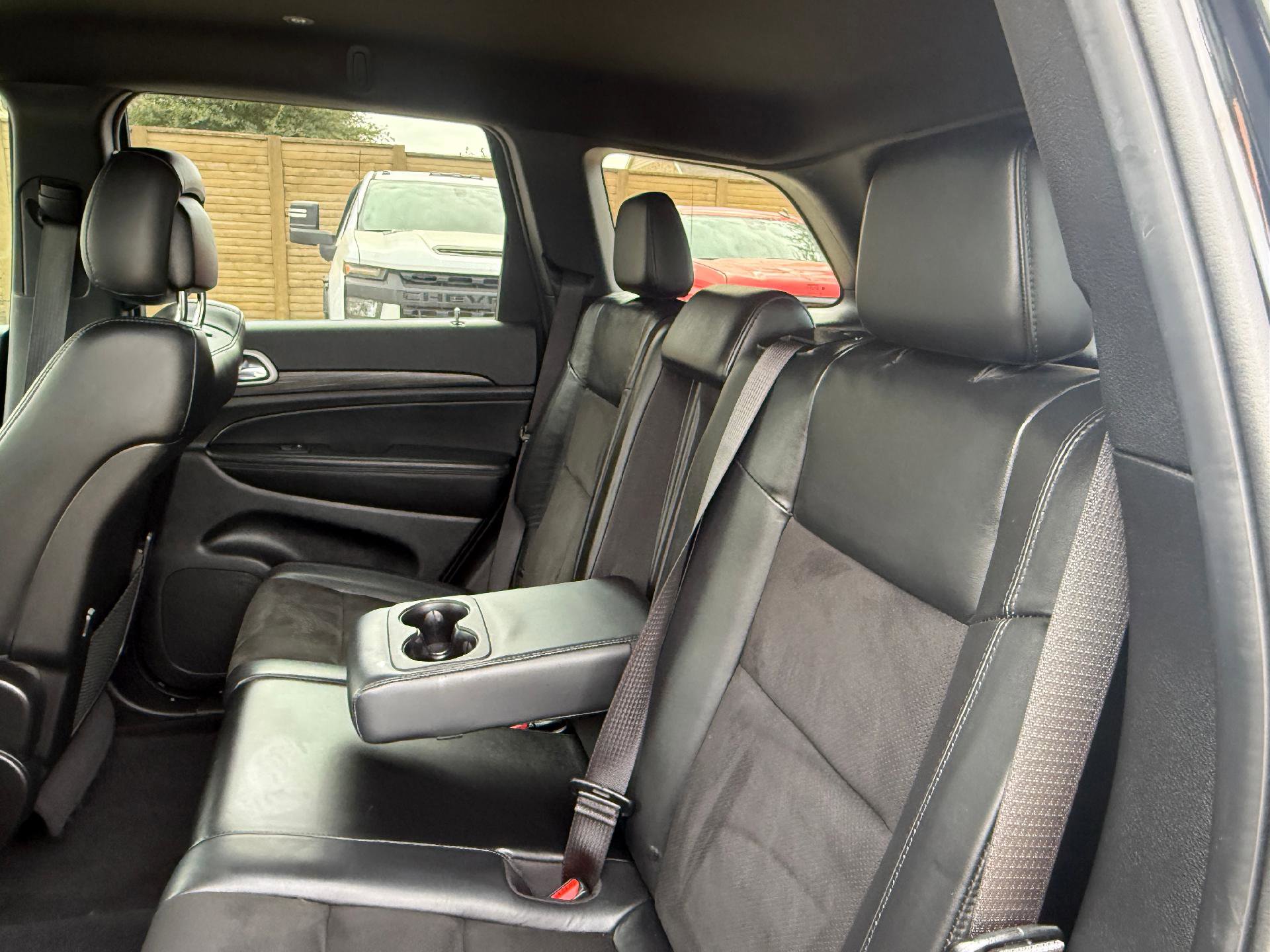 Used 2022 Jeep Grand Cherokee Laredo X image 21