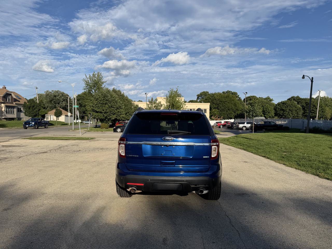 Used 2014 Ford Explorer Limited w/ Equipment Group 302A AWD/4WD image 6