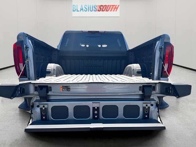 Used 2026 GMC Sierra 1500 Denali w/ Technology Package AWD/4WD image 40