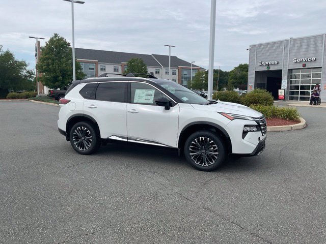 New 2026 Nissan Rogue Platinum AWD/4WD image 3