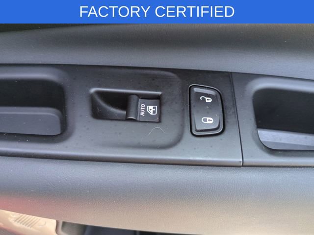Certified 2023 Jeep Renegade Latitude AWD/4WD image 34