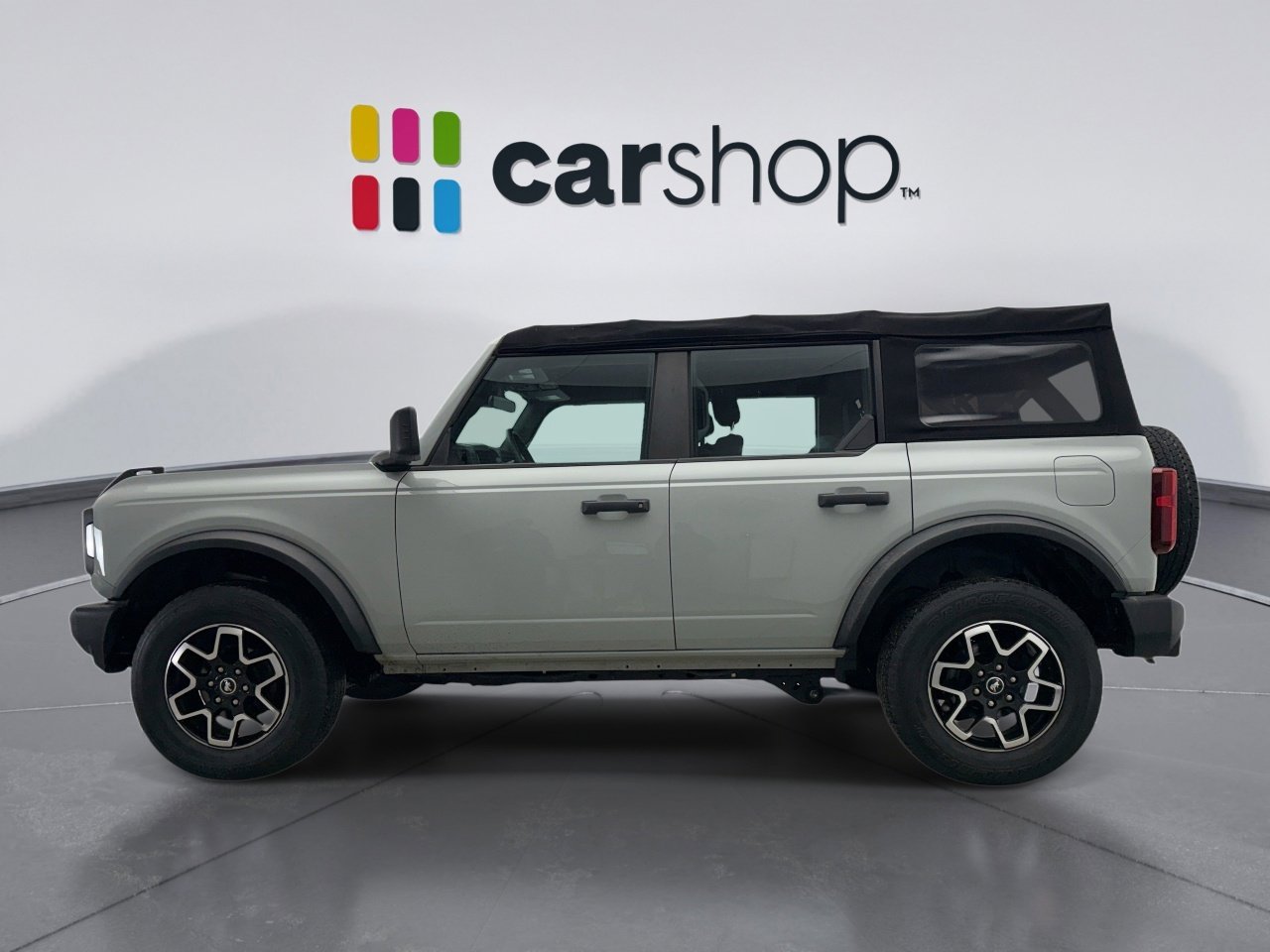 Used 2022 Ford Bronco 4-Door image 2