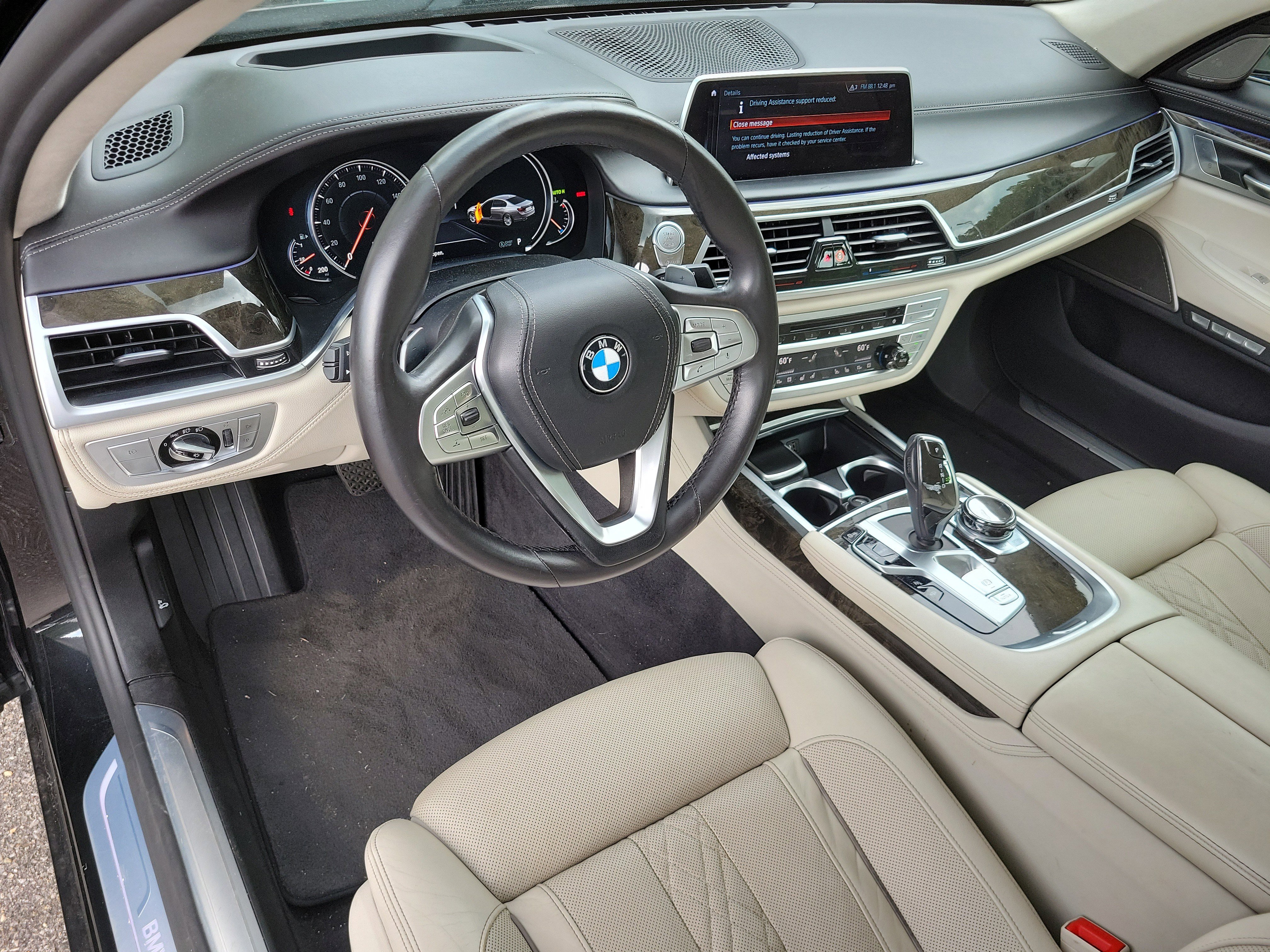 Used 2018 BMW 750i xDrive image 11