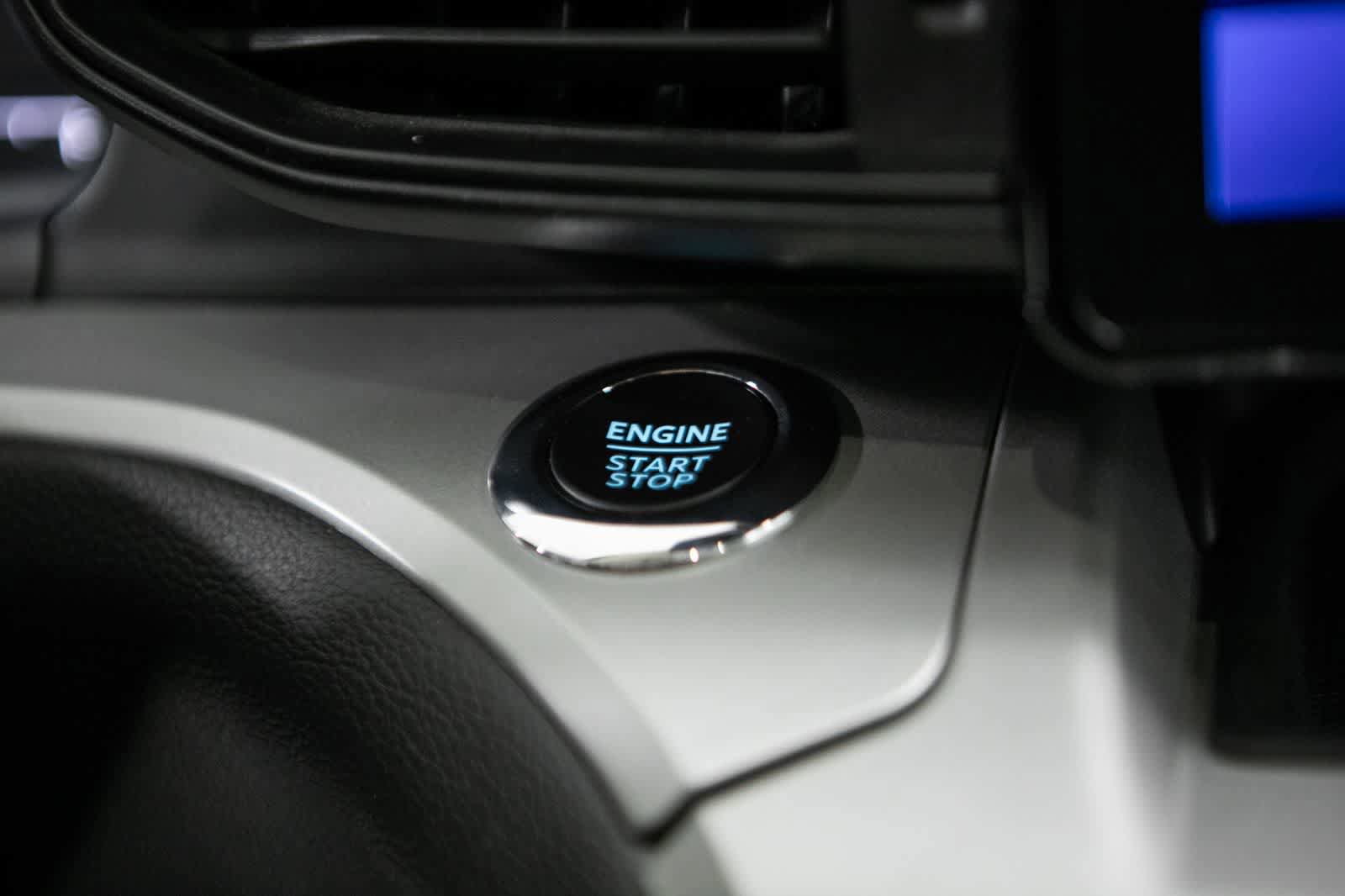 Used 2023 Ford Explorer XLT RWD image 29