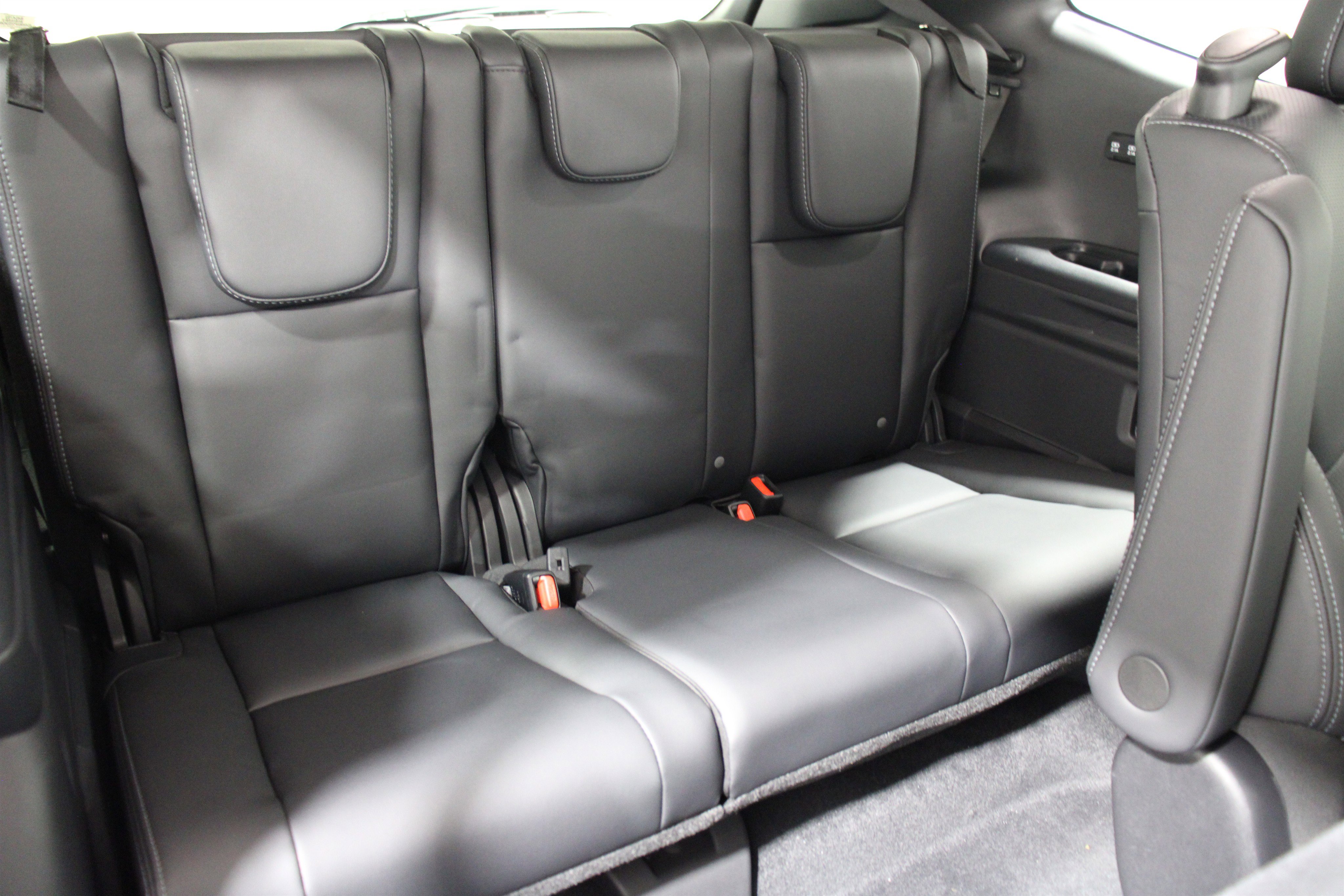 New 2025 Subaru Ascent Limited image 23