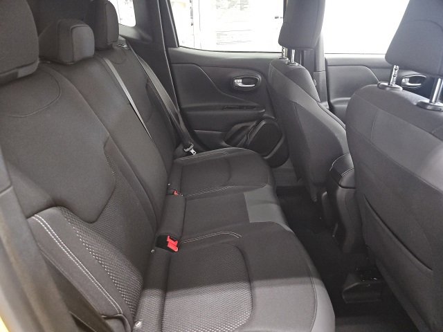 Used 2023 Jeep Renegade Altitude w/ Convenience Group I image 15
