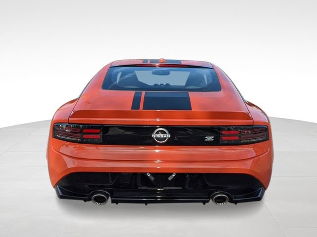New 2024 Nissan Z Performance w/ Heritage Edition RWD image 4