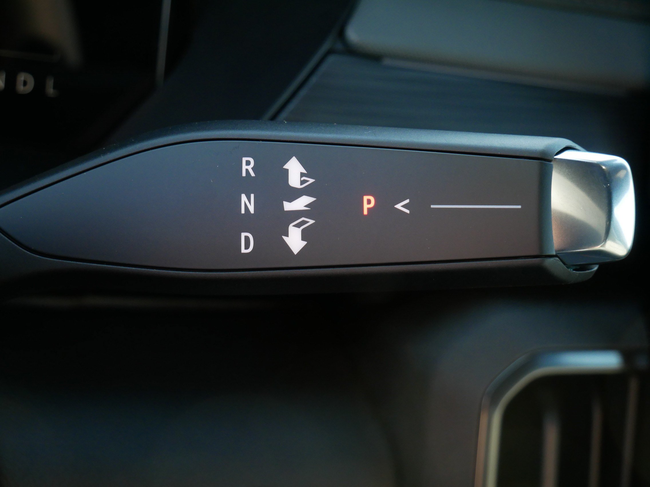 New 2026 GMC Acadia AT4 w/ Luxury Package AWD/4WD image 9