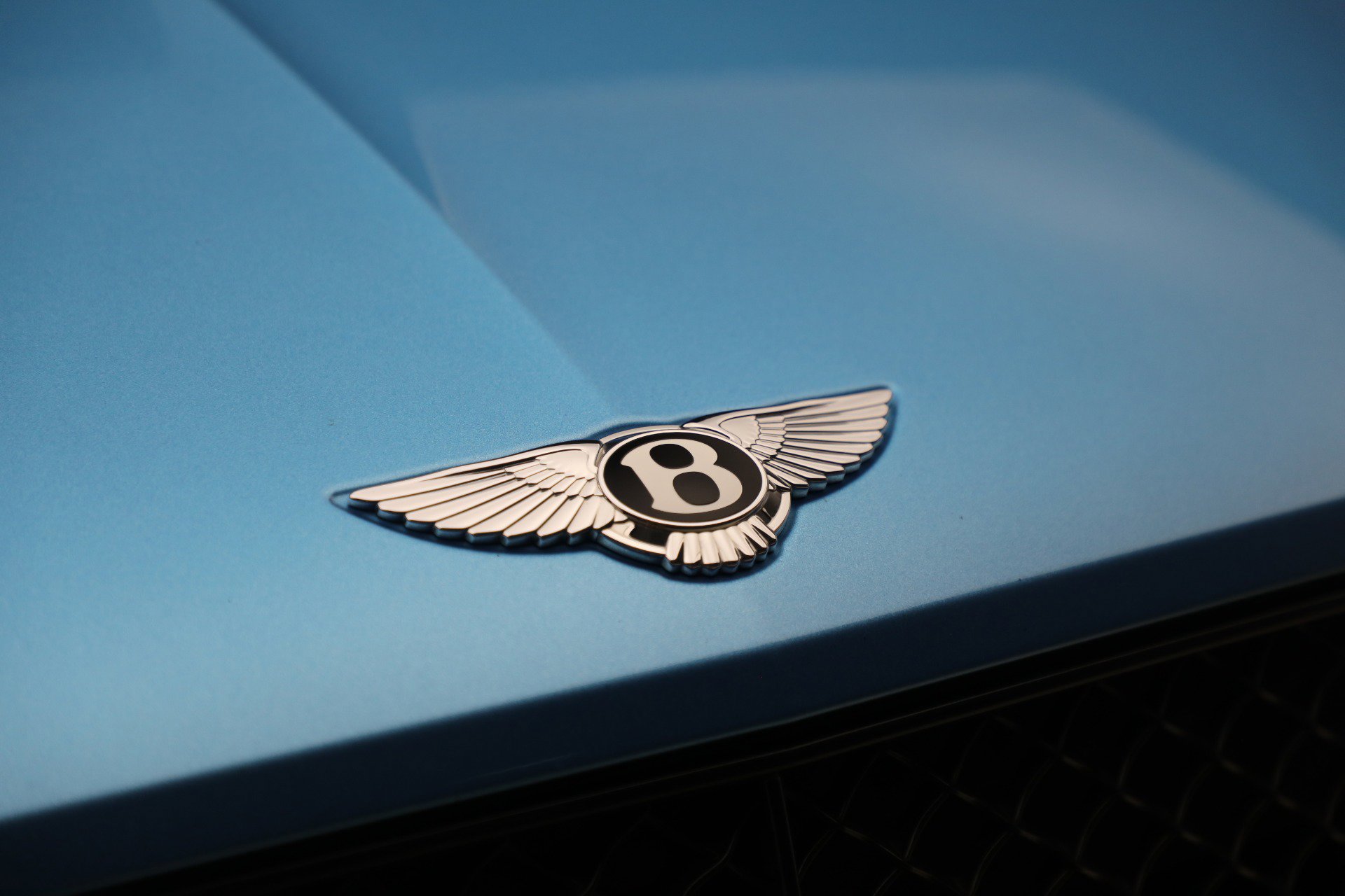 Certified 2021 Bentley Bentayga image 13