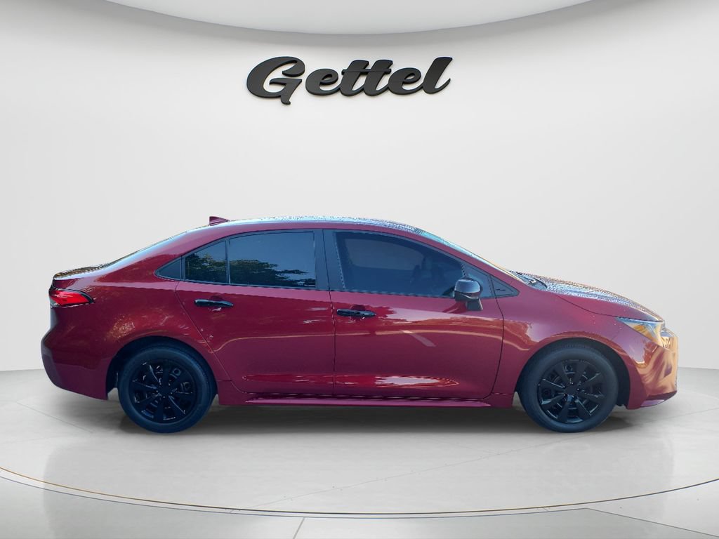 Certified 2024 Toyota Corolla LE FWD image 4