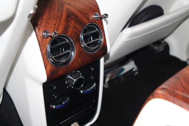 Used 2020 Rolls-Royce Cullinan AWD/4WD image 19