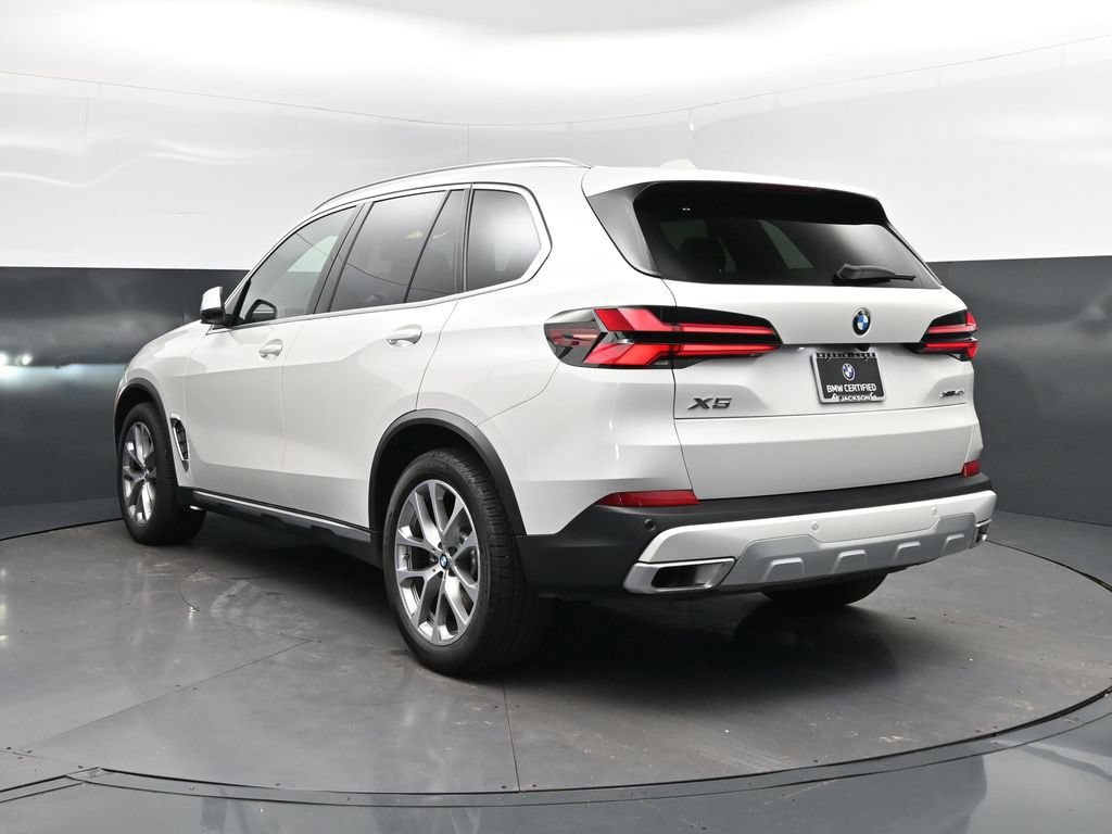 Certified 2026 BMW X5 xDrive40i w/ Climate Comfort Package AWD/4WD image 5