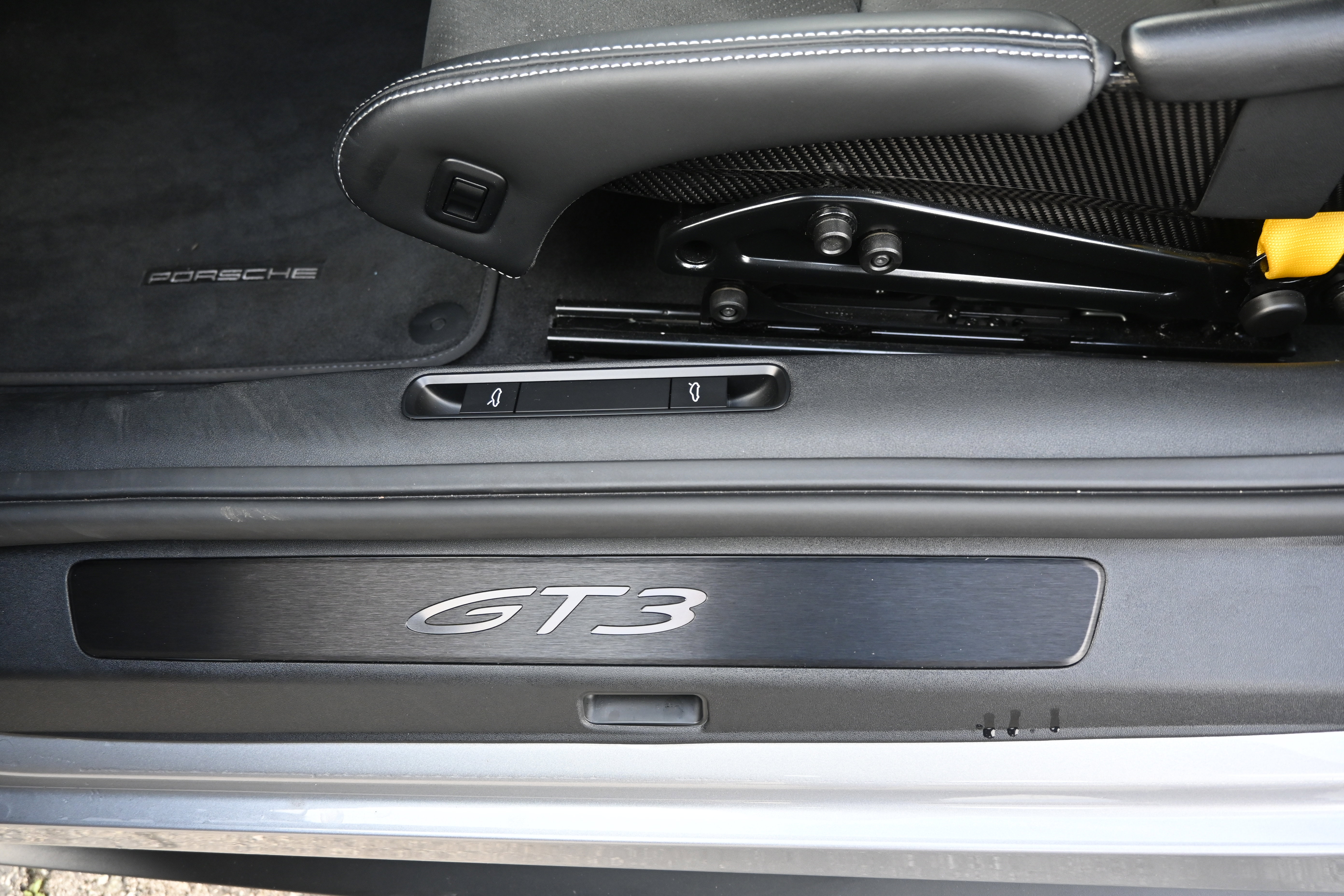 Used 2022 Porsche 911 GT3 RWD image 39