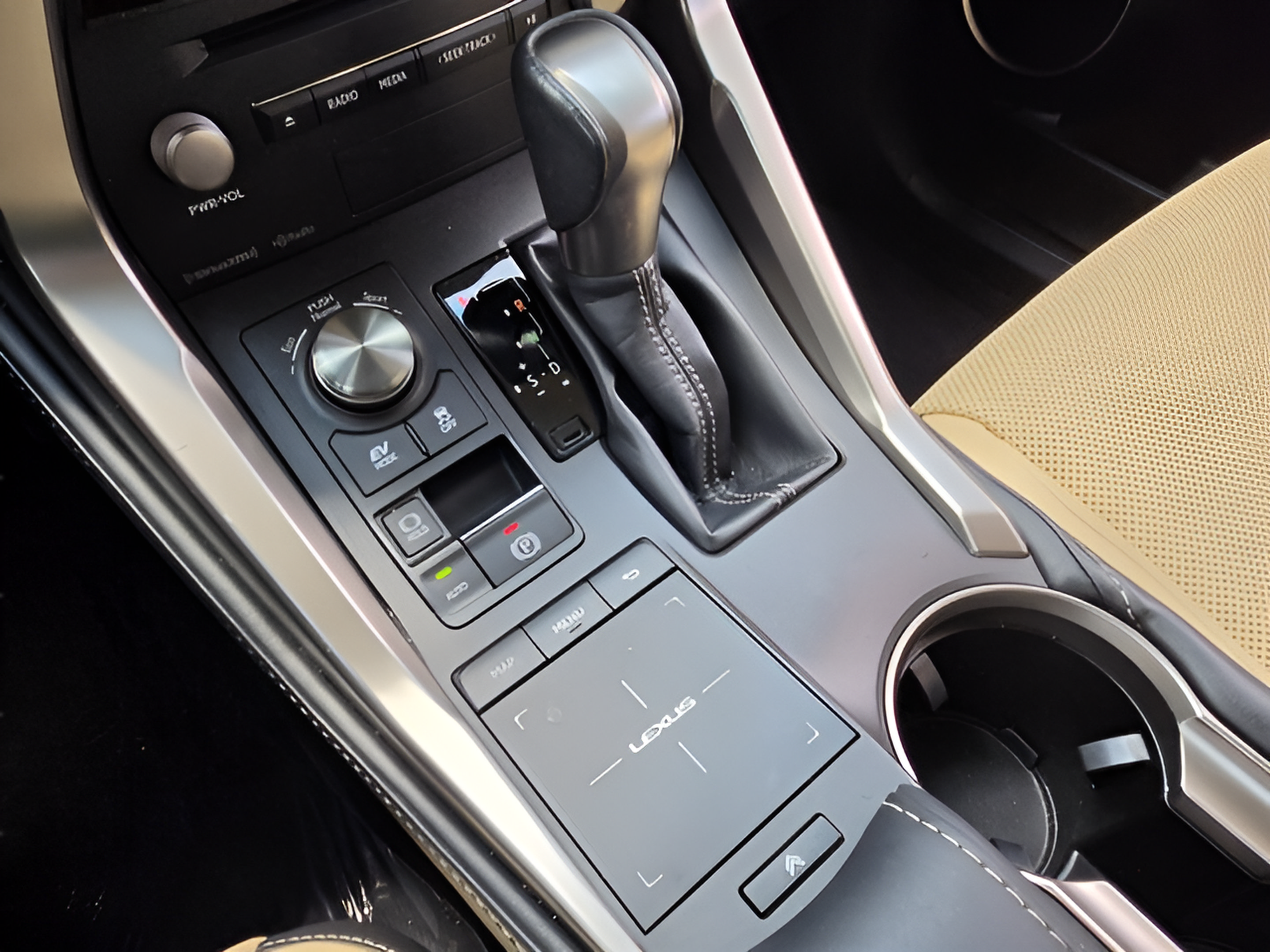 Used 2018 Lexus NX 300h AWD w/ Premium Package image 23