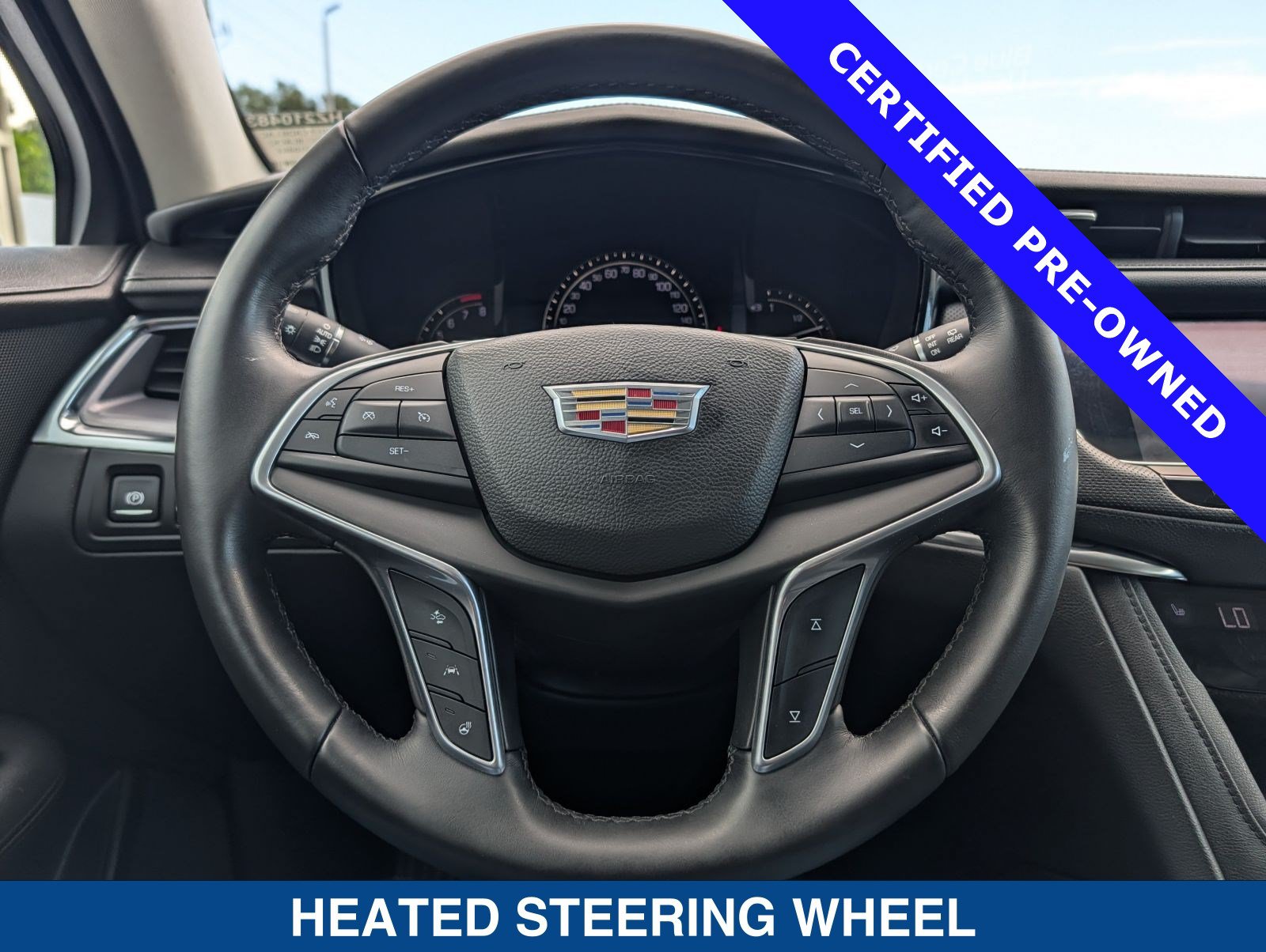 Used 2017 Cadillac XT5 Luxury w/ Driver Awareness Package FWD image 28
