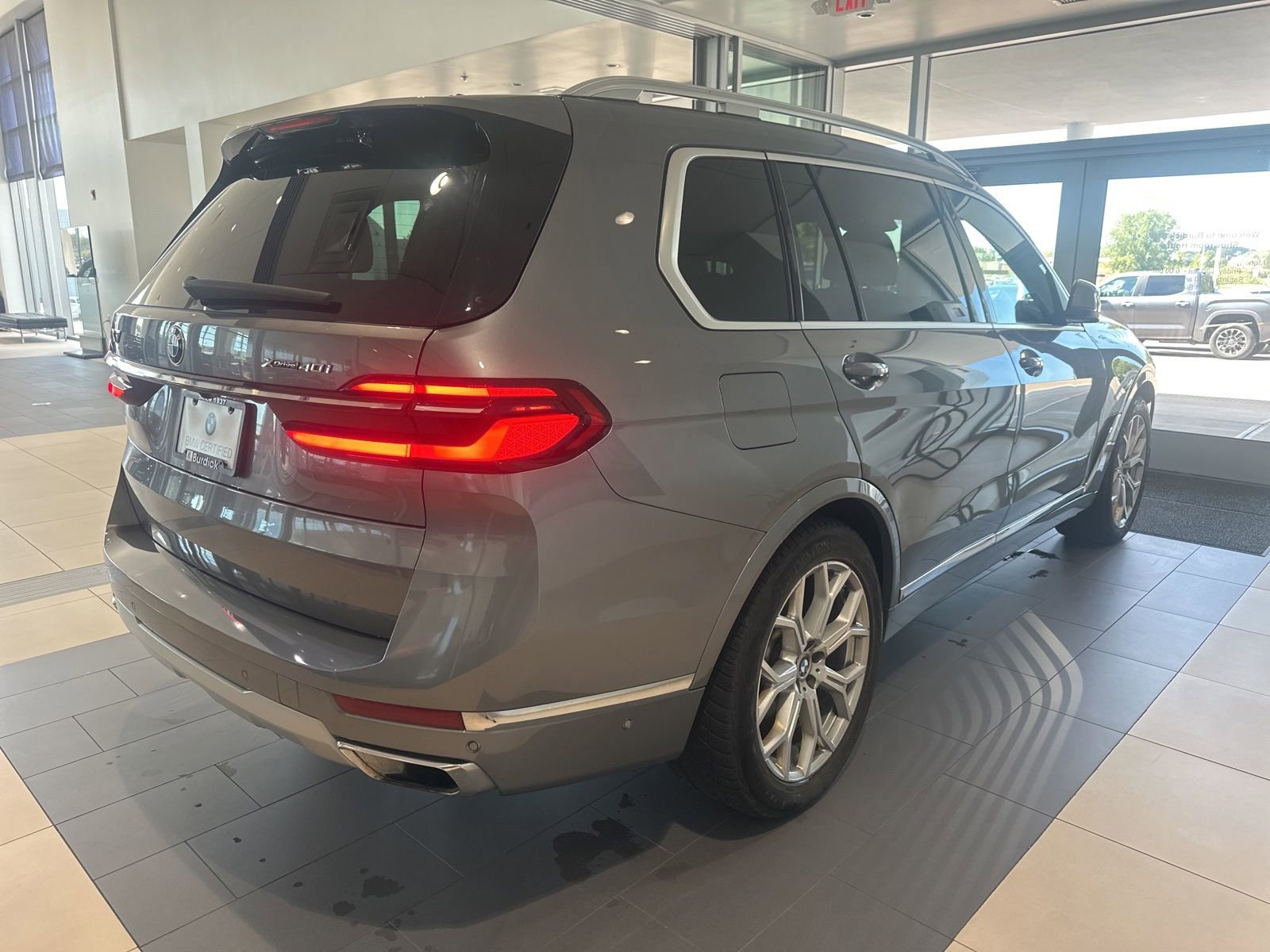 Certified 2023 BMW X7 xDrive40i w/ Premium Package image 20