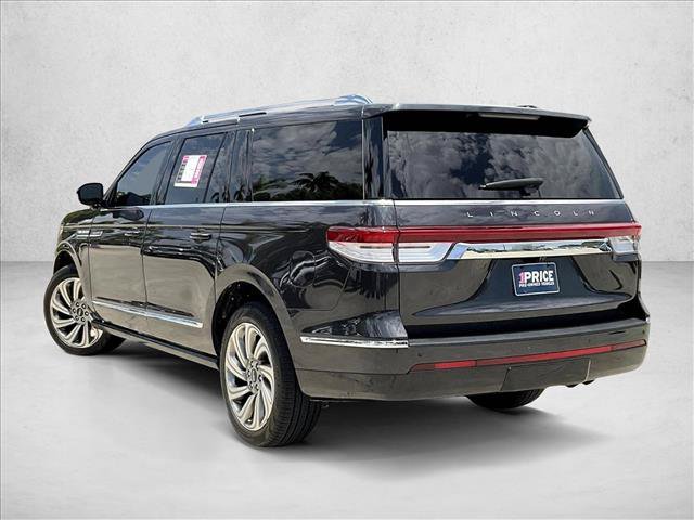 Used 2023 Lincoln Navigator L Reserve AWD/4WD image 12
