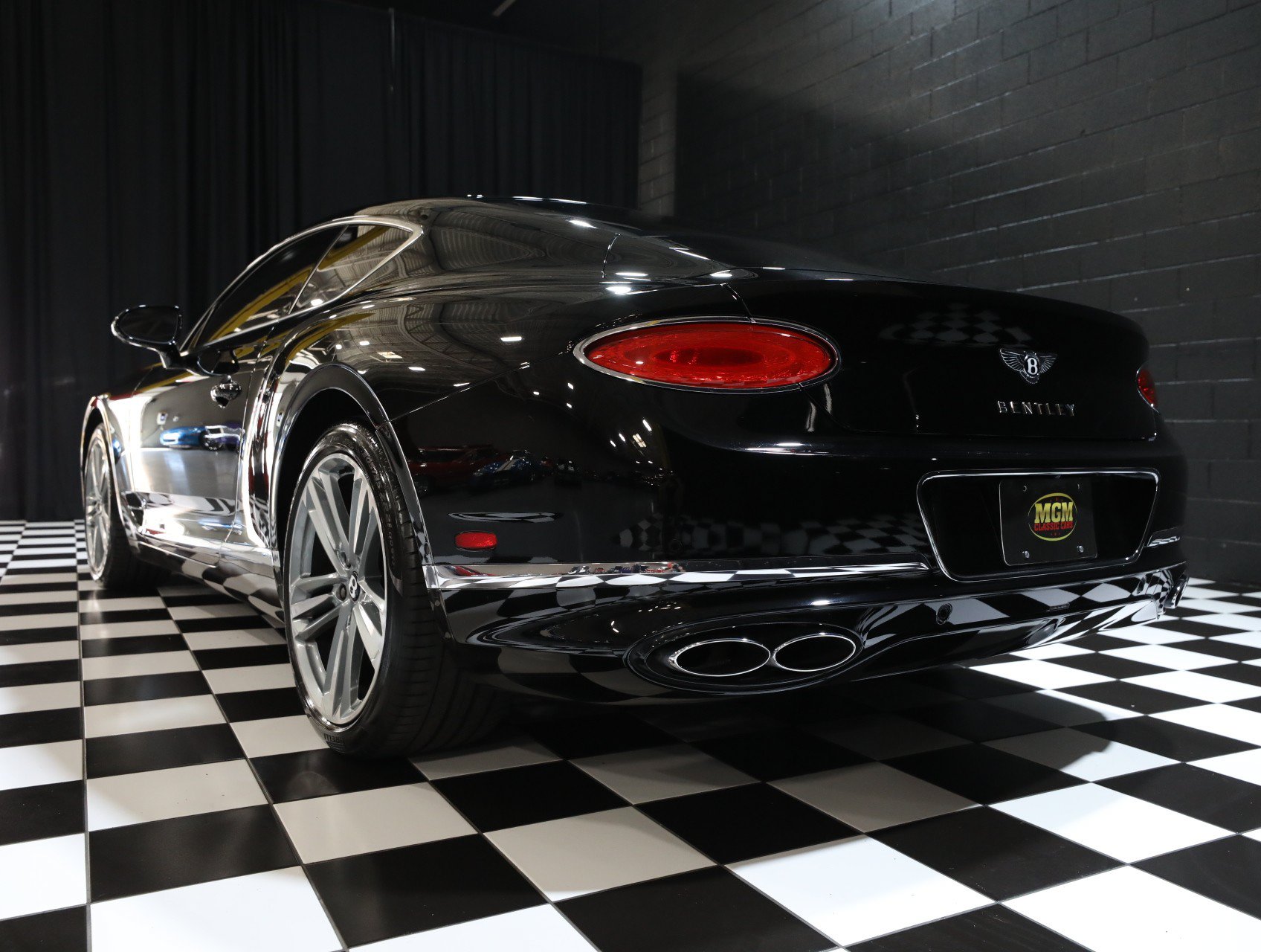 Used 2024 Bentley Continental GT Mulliner AWD/4WD image 24