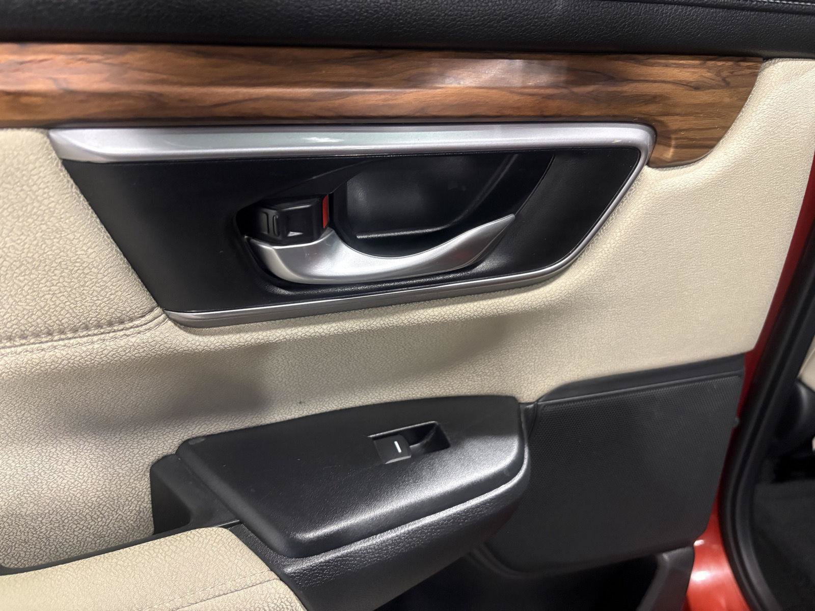 Used 2018 Honda CR-V EX image 34
