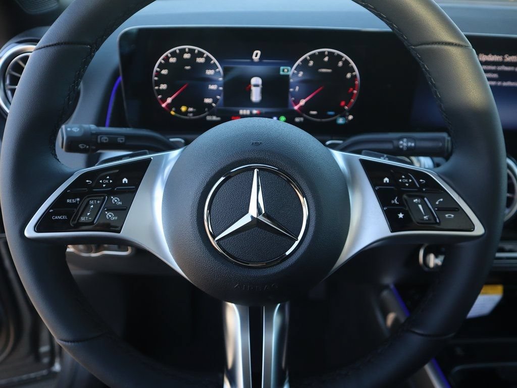 New 2026 Mercedes-Benz GLB 250 4MATIC image 39