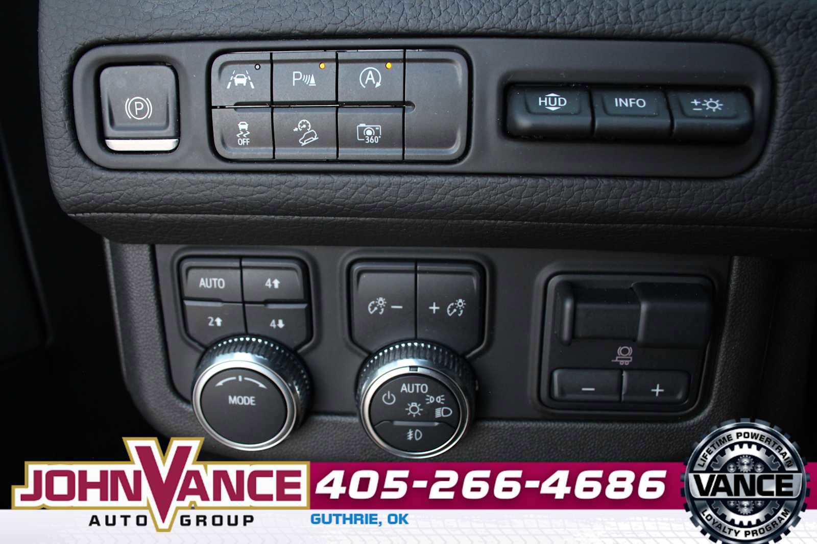 Used 2023 GMC Yukon Denali w/ Max Trailering Package AWD/4WD image 33