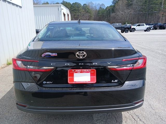 Used 2025 Toyota Camry LE image 4