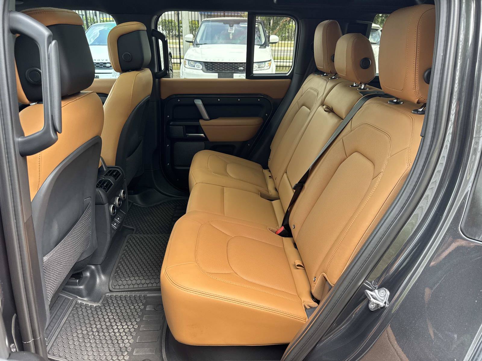 Certified 2024 Land Rover Defender 110 Carpathian Edition AWD/4WD image 13