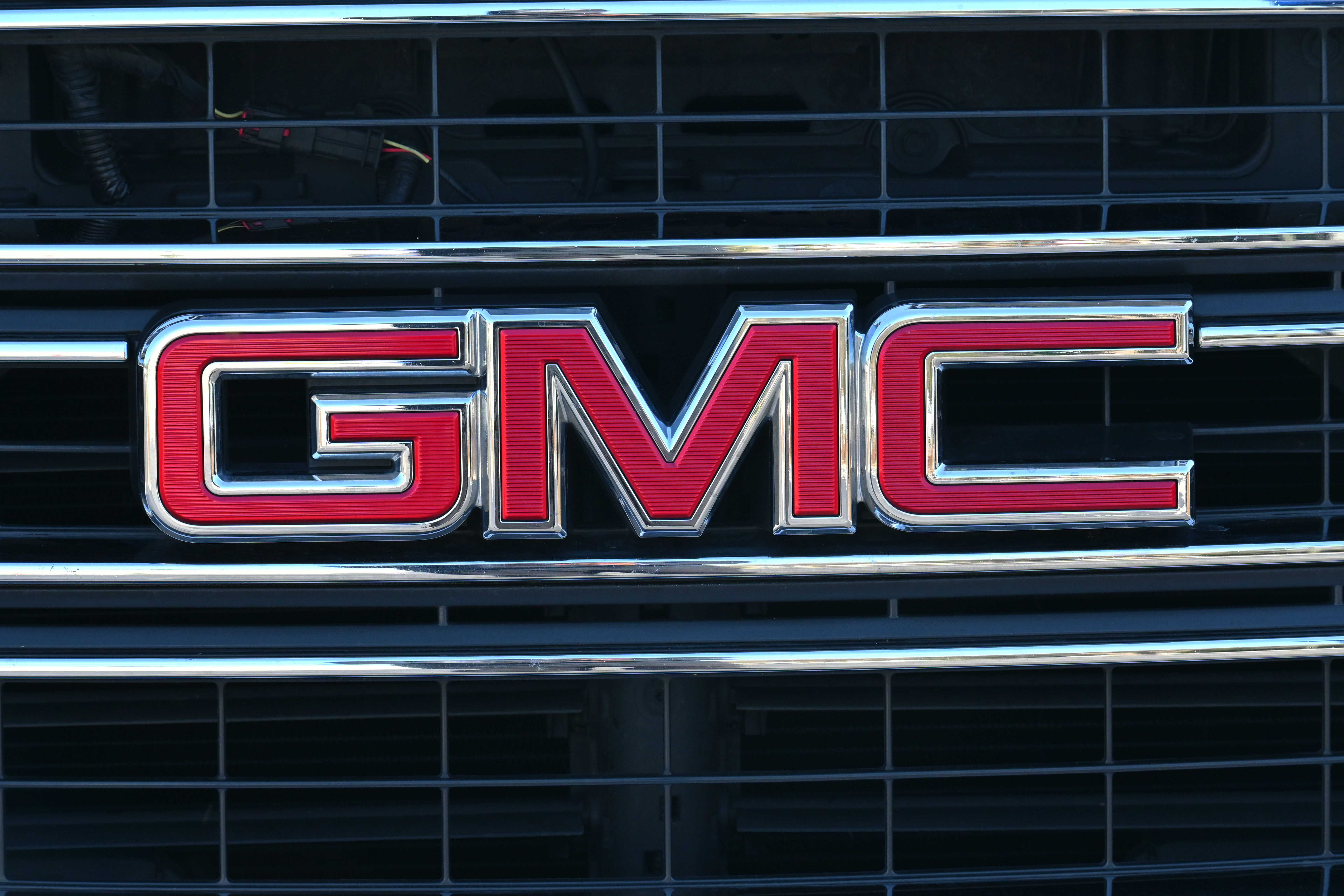 Used 2019 GMC Yukon SLT w/ Open Road Package image 41