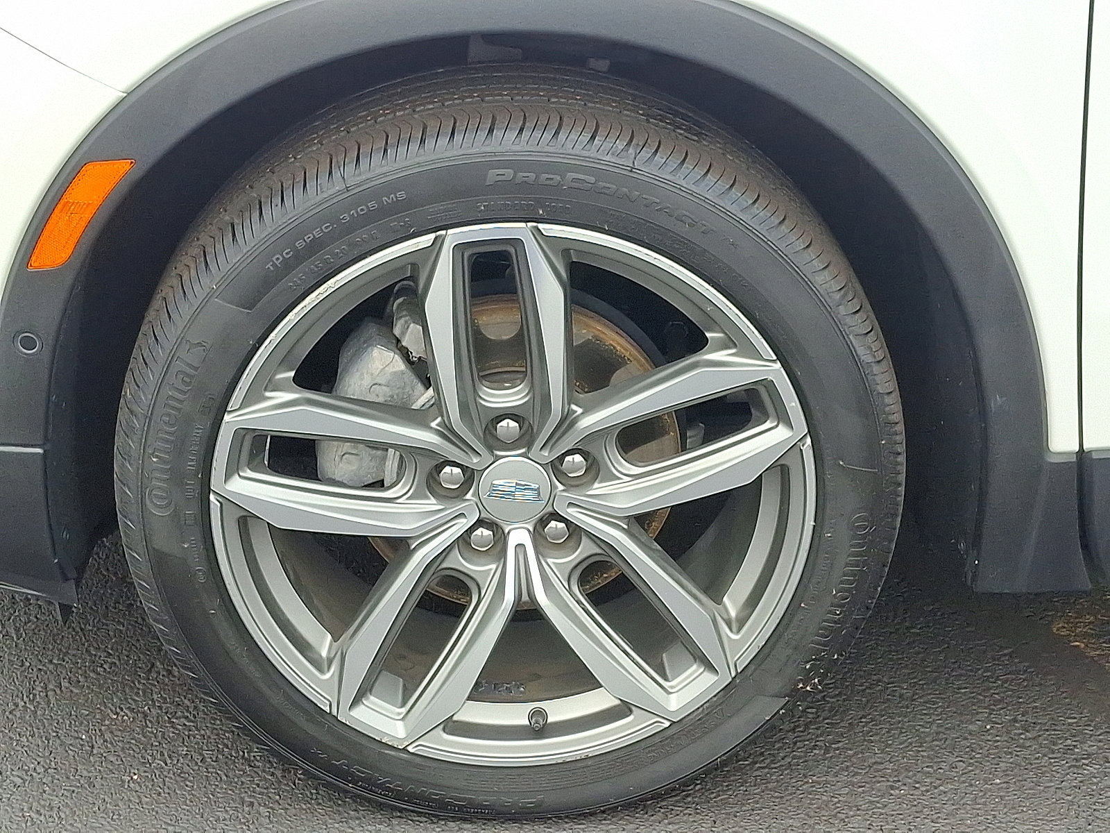 Used 2022 Cadillac XT4 Sport w/ Enhanced Visibility Package image 10