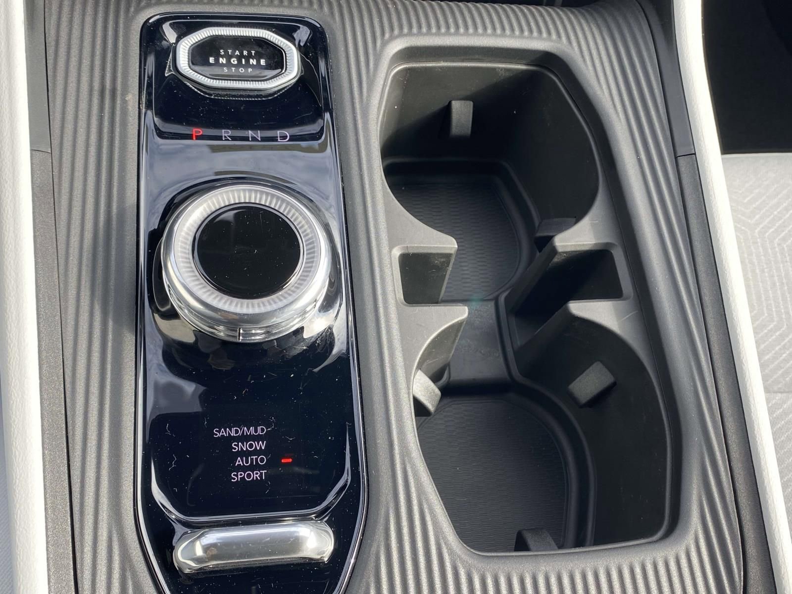 New 2026 Jeep Cherokee Laredo image 28