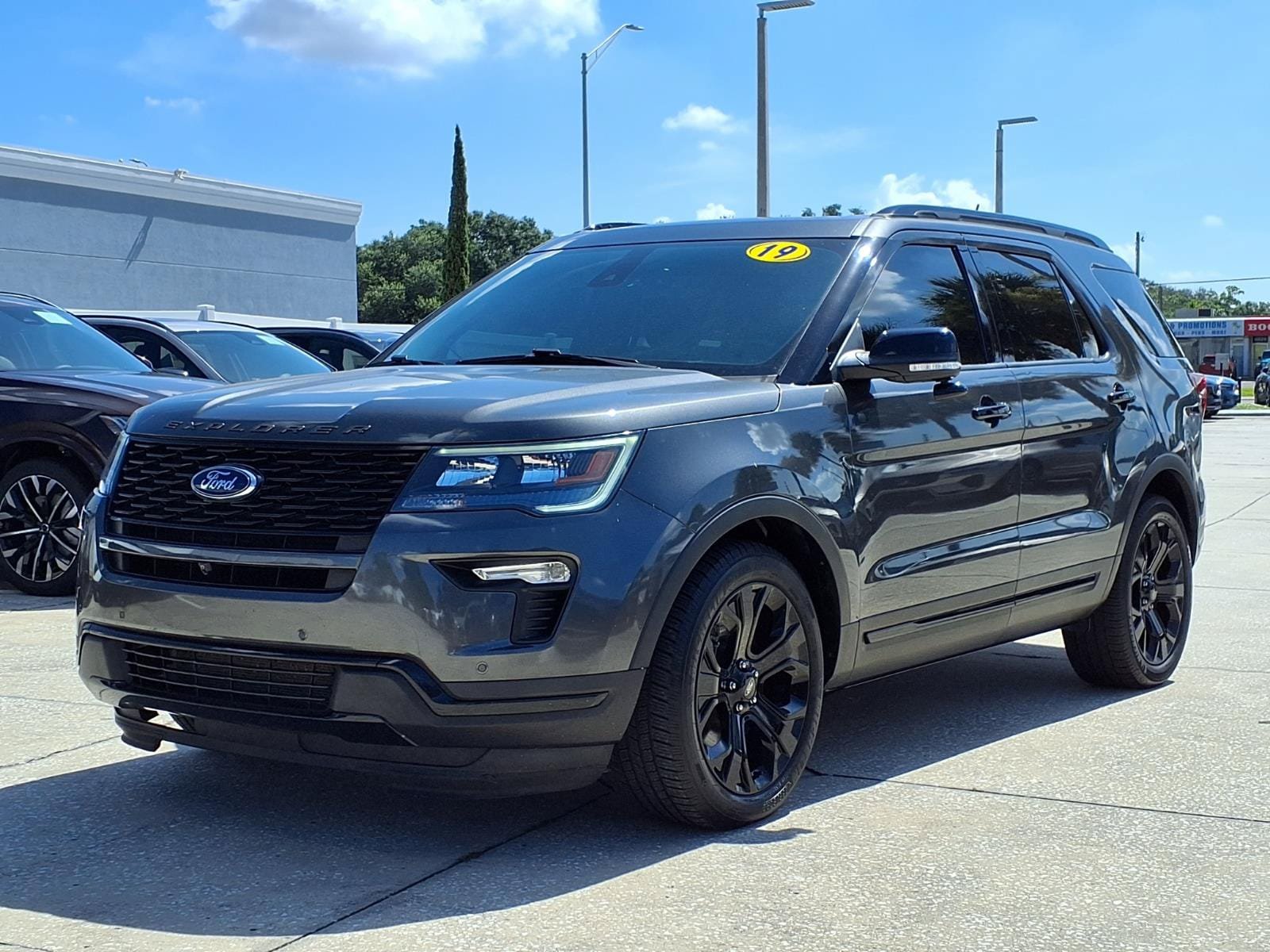 Used 2019 Ford Explorer Sport w/ Equipment Group 401A AWD/4WD image 3