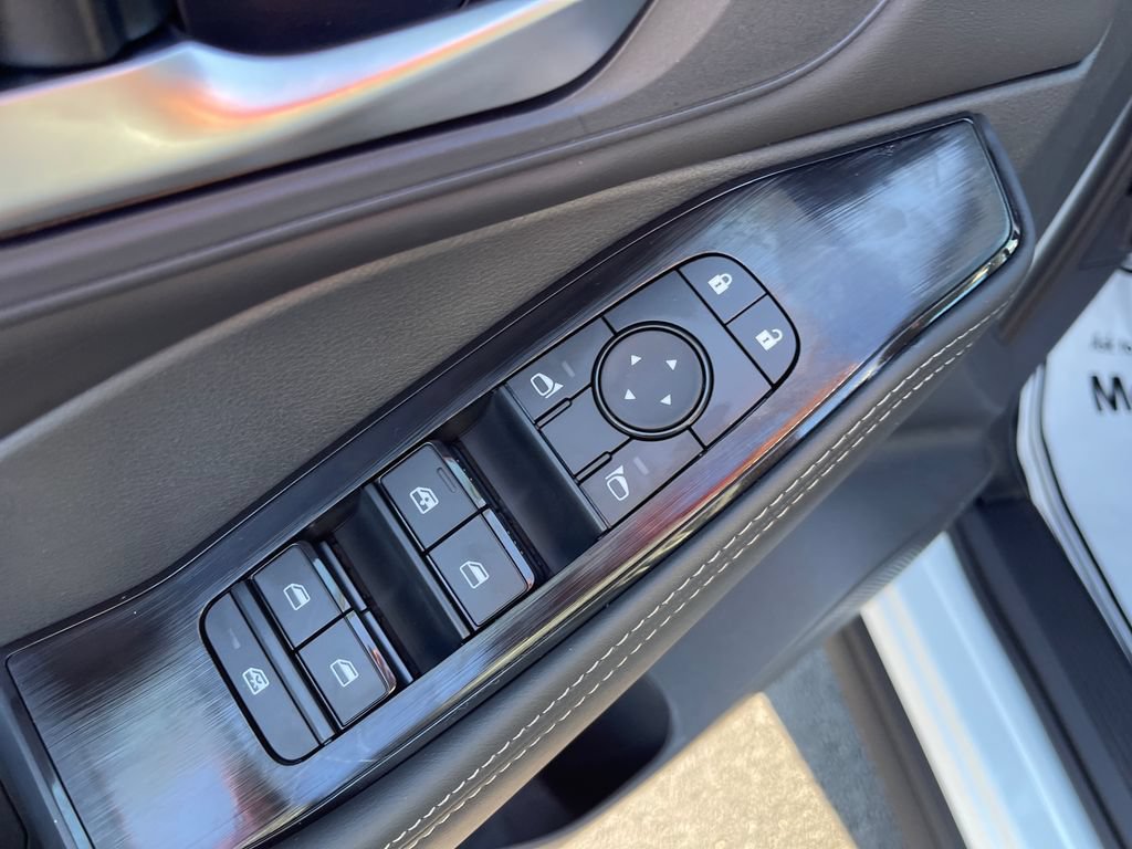 New 2026 Nissan Rogue SV w/ Cold Weather Package AWD/4WD image 11