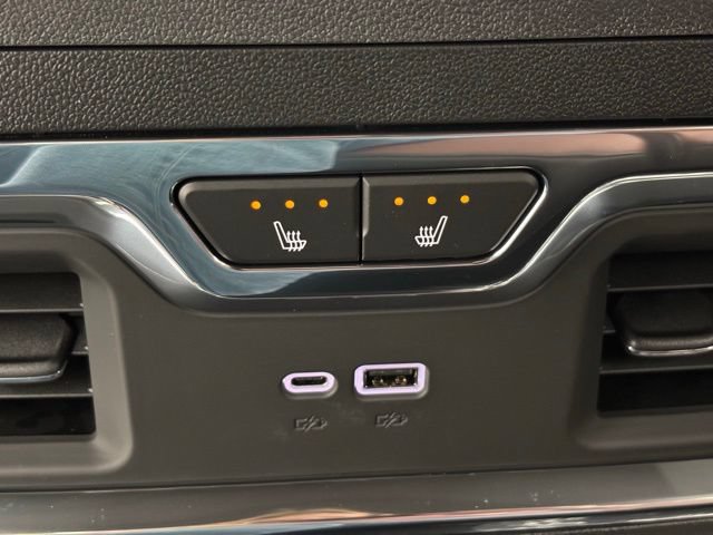 New 2026 GMC Sierra 2500 Denali Ultimate AWD/4WD image 7