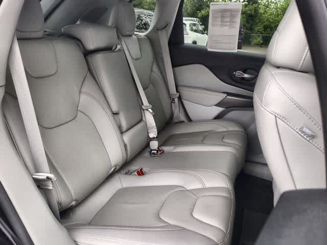 Certified 2021 Jeep Cherokee Latitude Lux w/ Comfort/Convenience Group AWD/4WD image 21