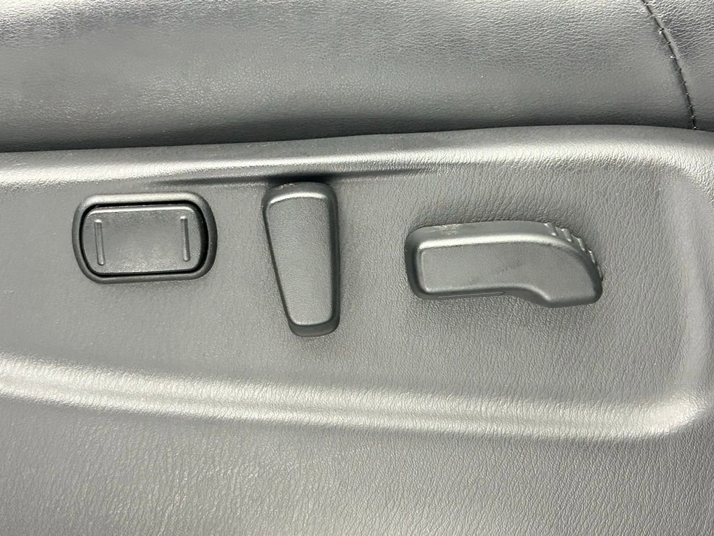 Used 2019 Nissan Armada SL w/ Premium Package image 11