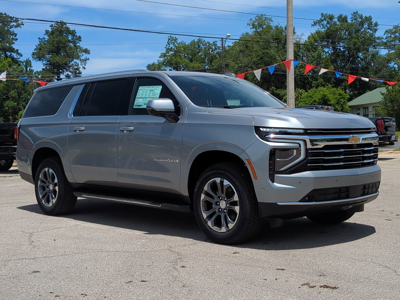 New 2026 Chevrolet Suburban LT w/ Comfort Package RWD image 2