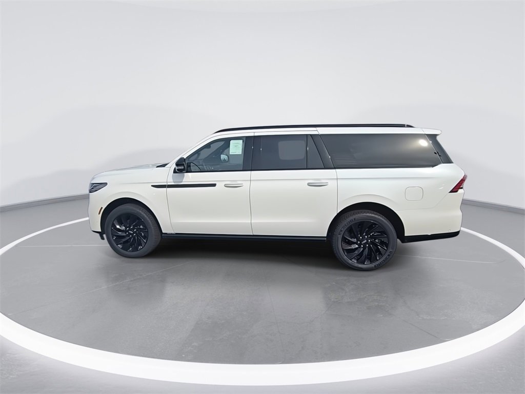 New 2025 Lincoln Navigator L Reserve w/ Jet Appearance Package image 6