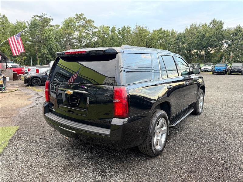 Used 2015 Chevrolet Tahoe LT w/ Luxury Package AWD/4WD image 4