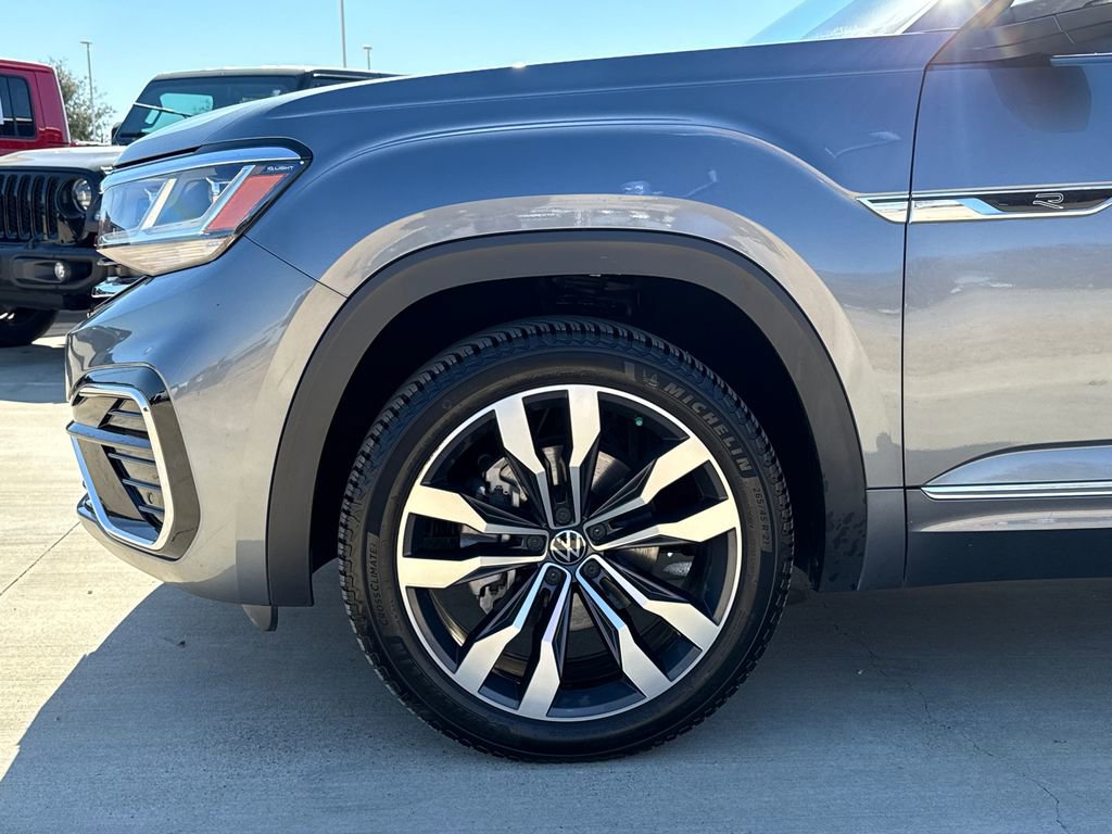 Used 2021 Volkswagen Atlas SEL R-Line w/ MDO Package (Bench Seat) image 5