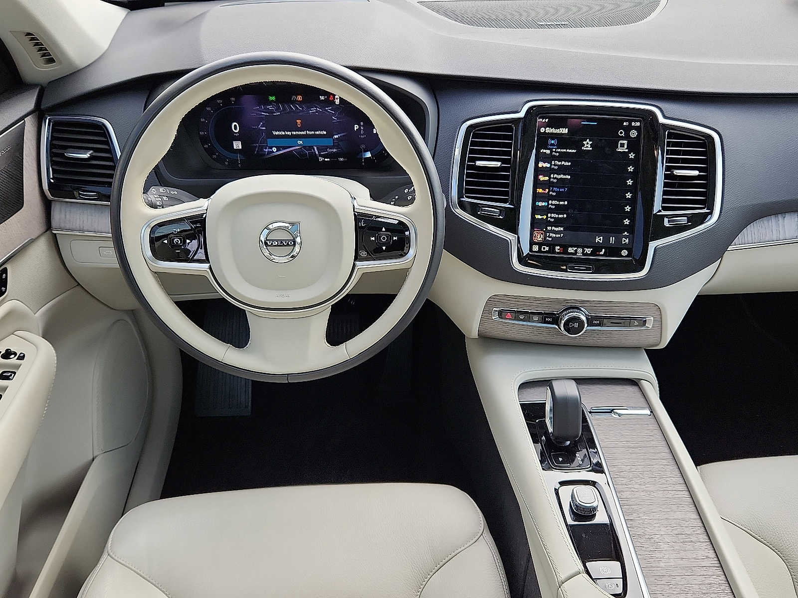 Certified 2024 Volvo XC90 B5 Plus w/ Protection Package Premier image 11