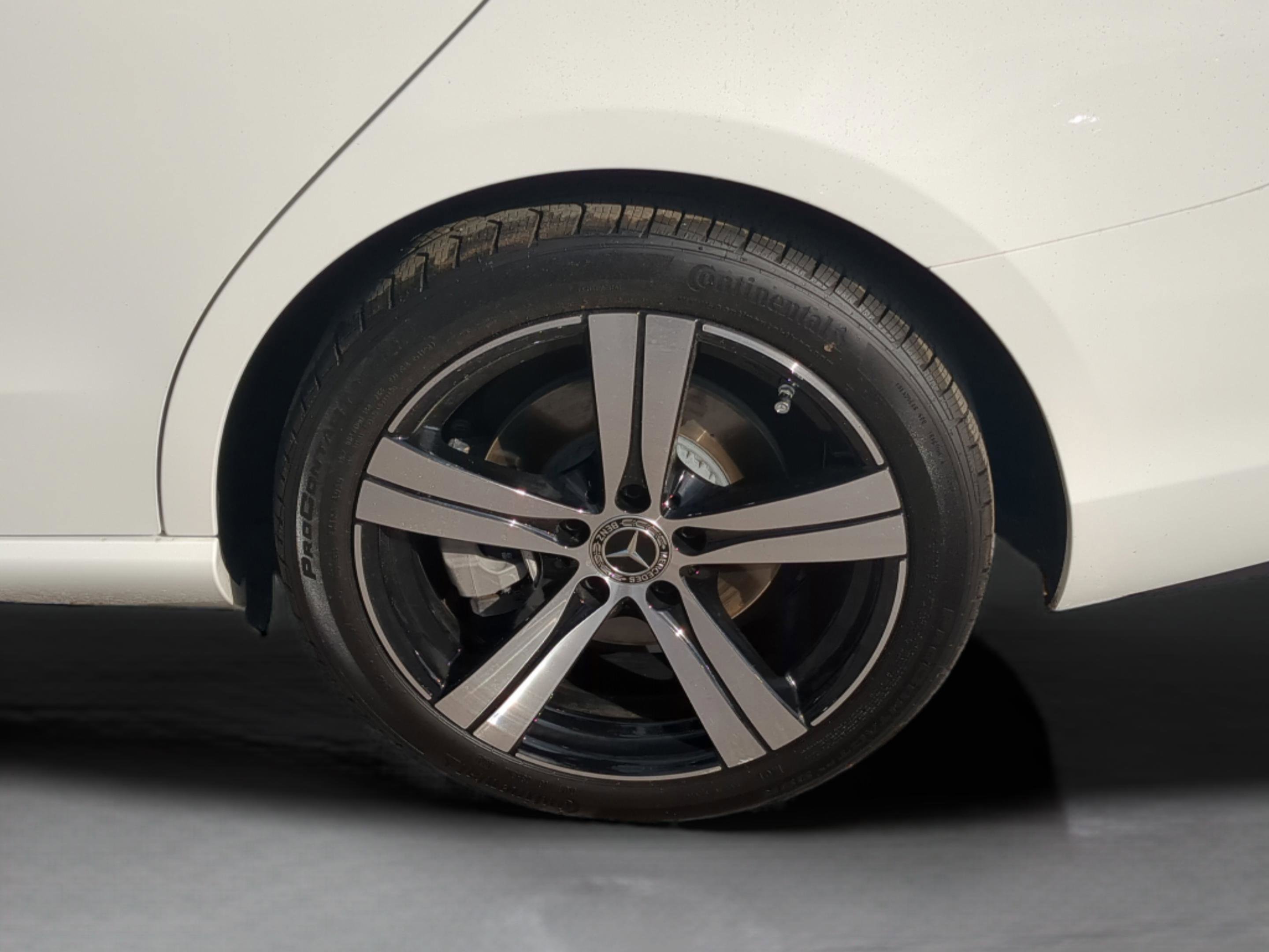 Certified 2025 Mercedes-Benz C 300 4MATIC Sedan image 35